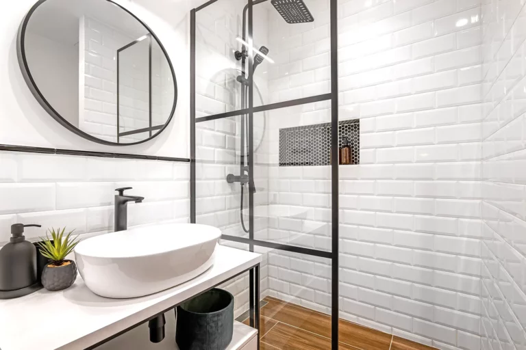 European-quality apartment renovation bathroom